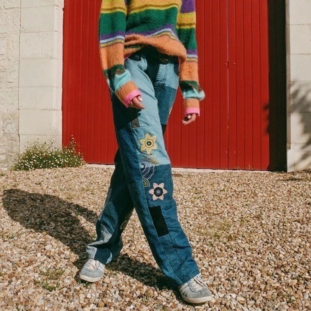 Urban Outfitters BDG Patchwork Embroidered High Waist Baggy Jeans Artsy Size 27 - Picture 4 of 5